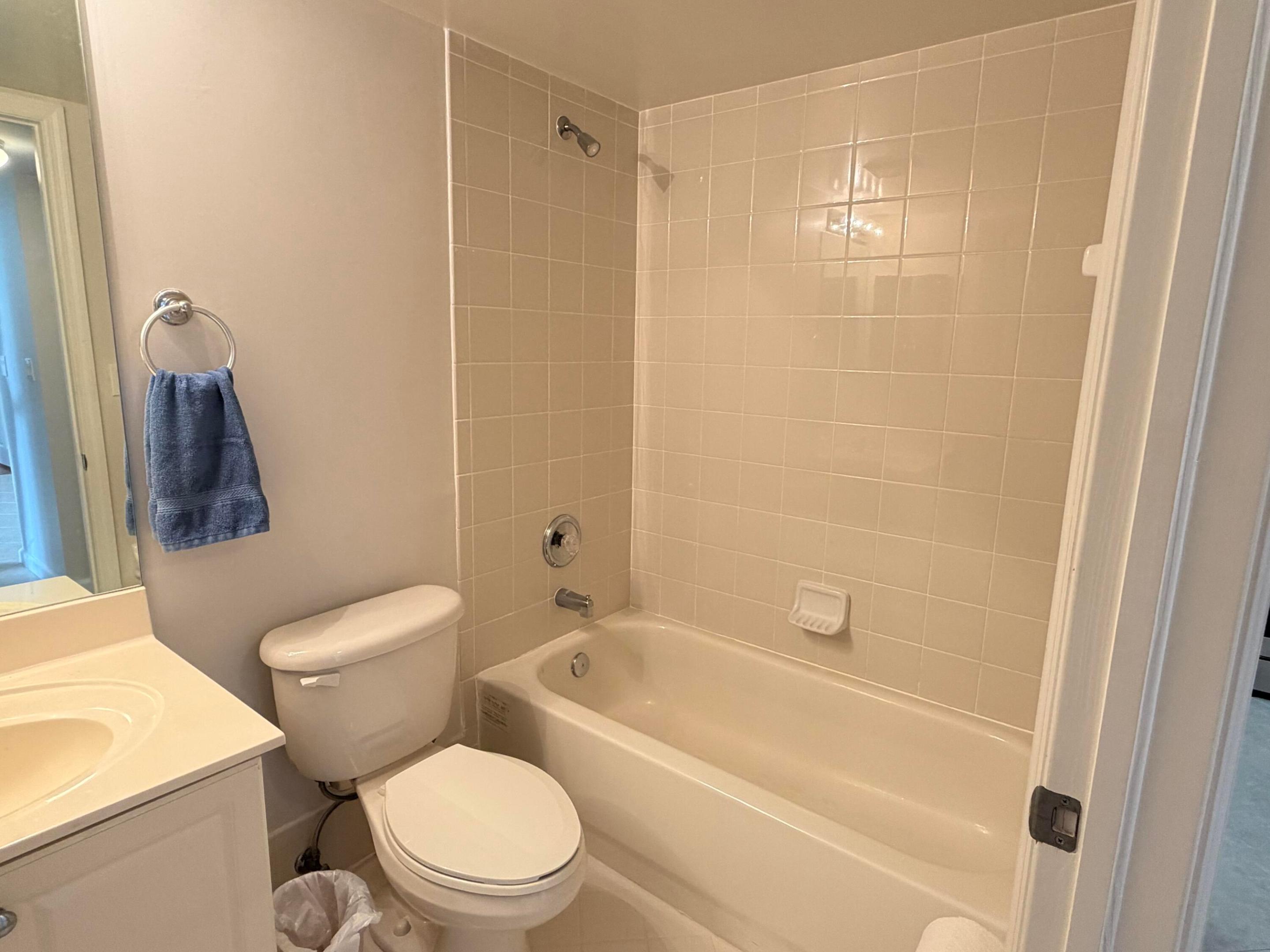 SHERIDAN BEACH CLUB CONDOMINIUM - Residential Lease