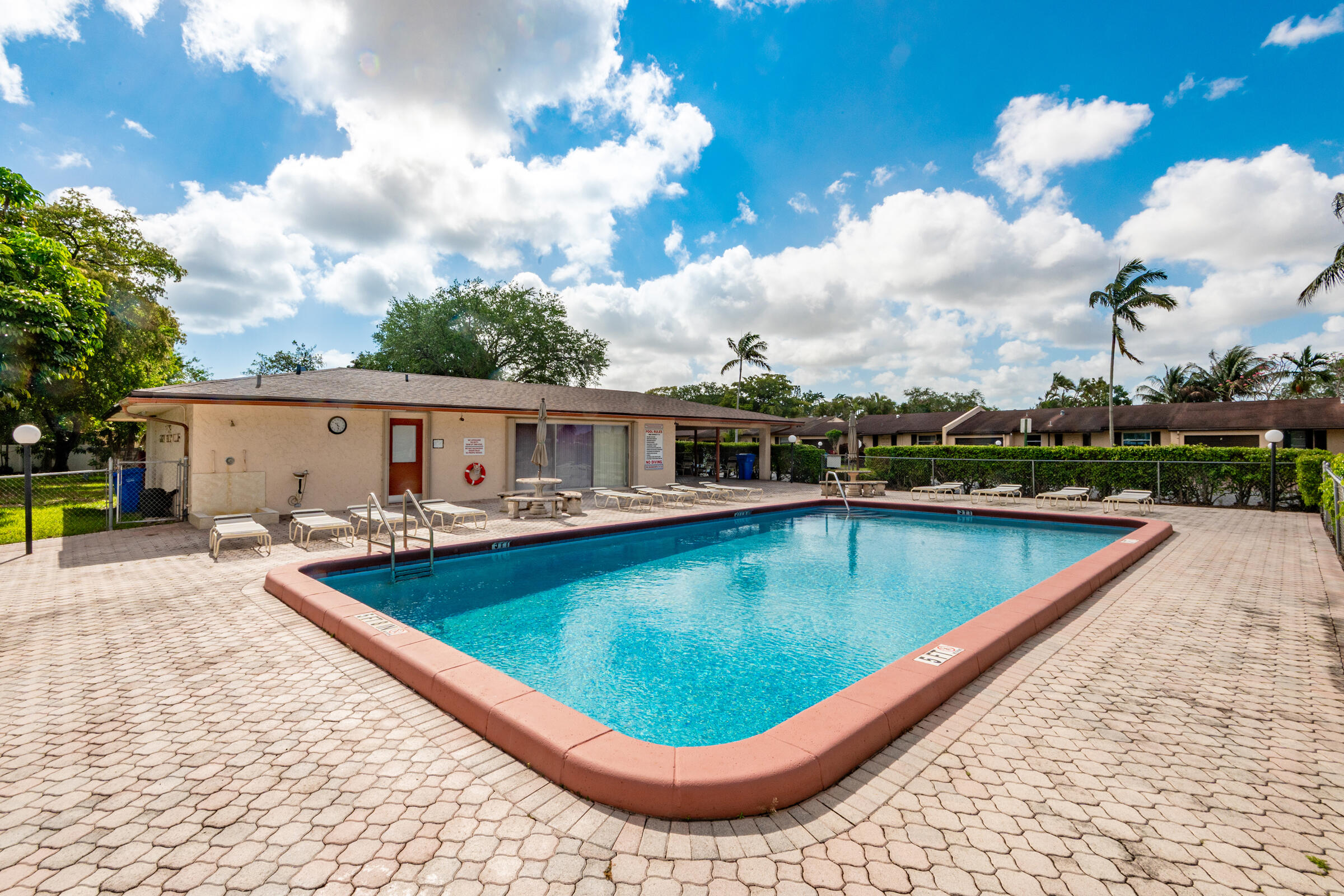 GARDEN PATIO VILLAS - Residential