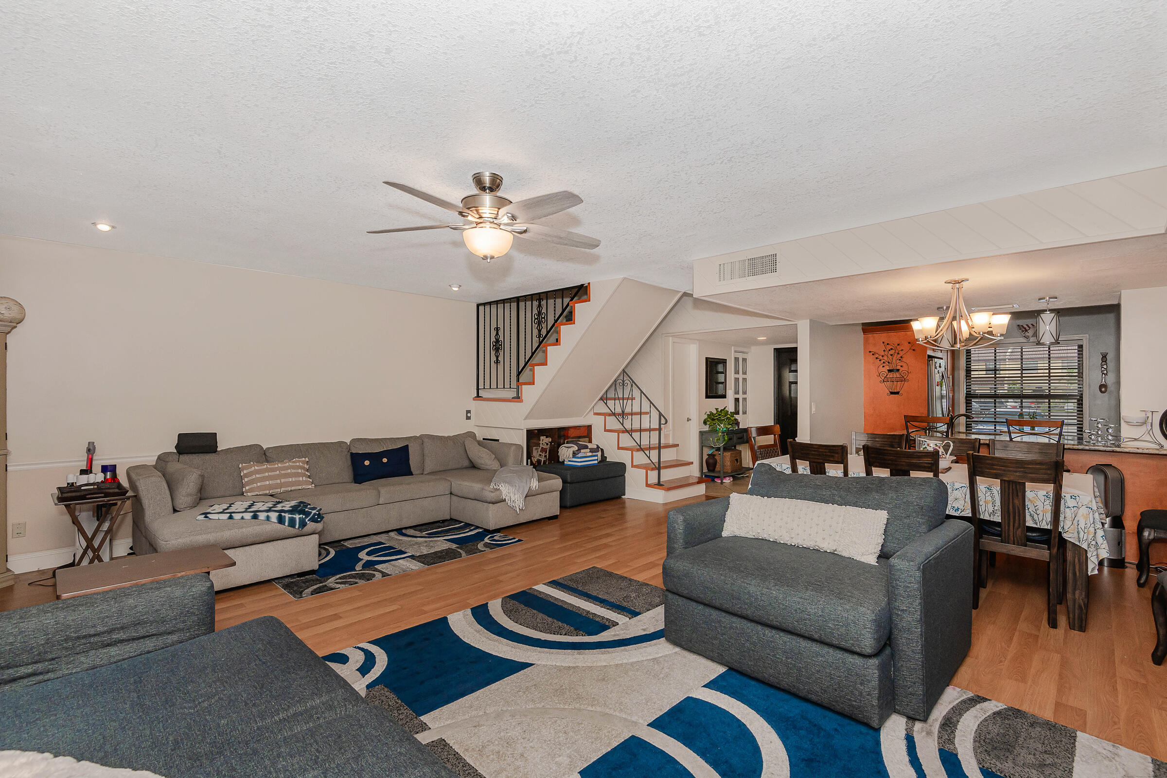 COLONIES TWO CONDO - Residential