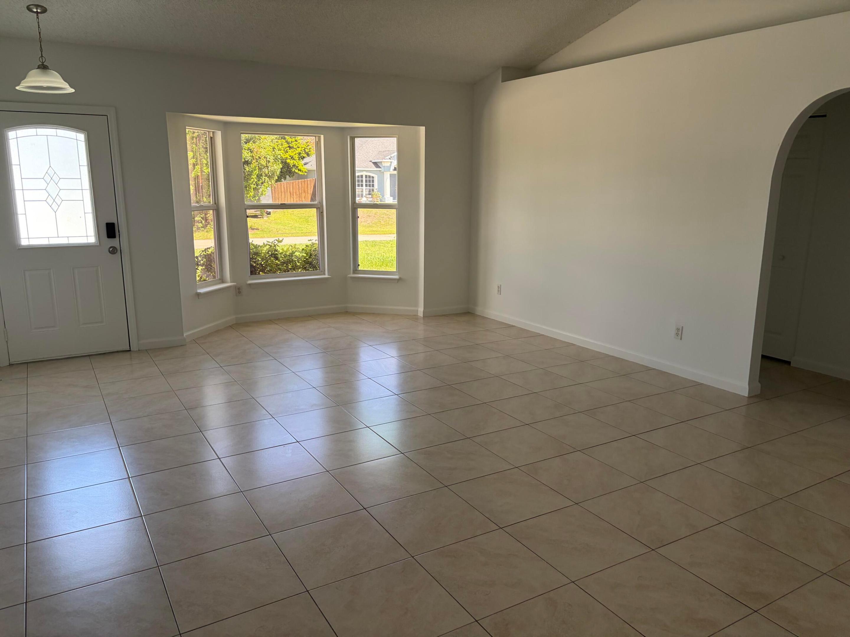 PORT ST LUCIE SECTION 7 - Residential