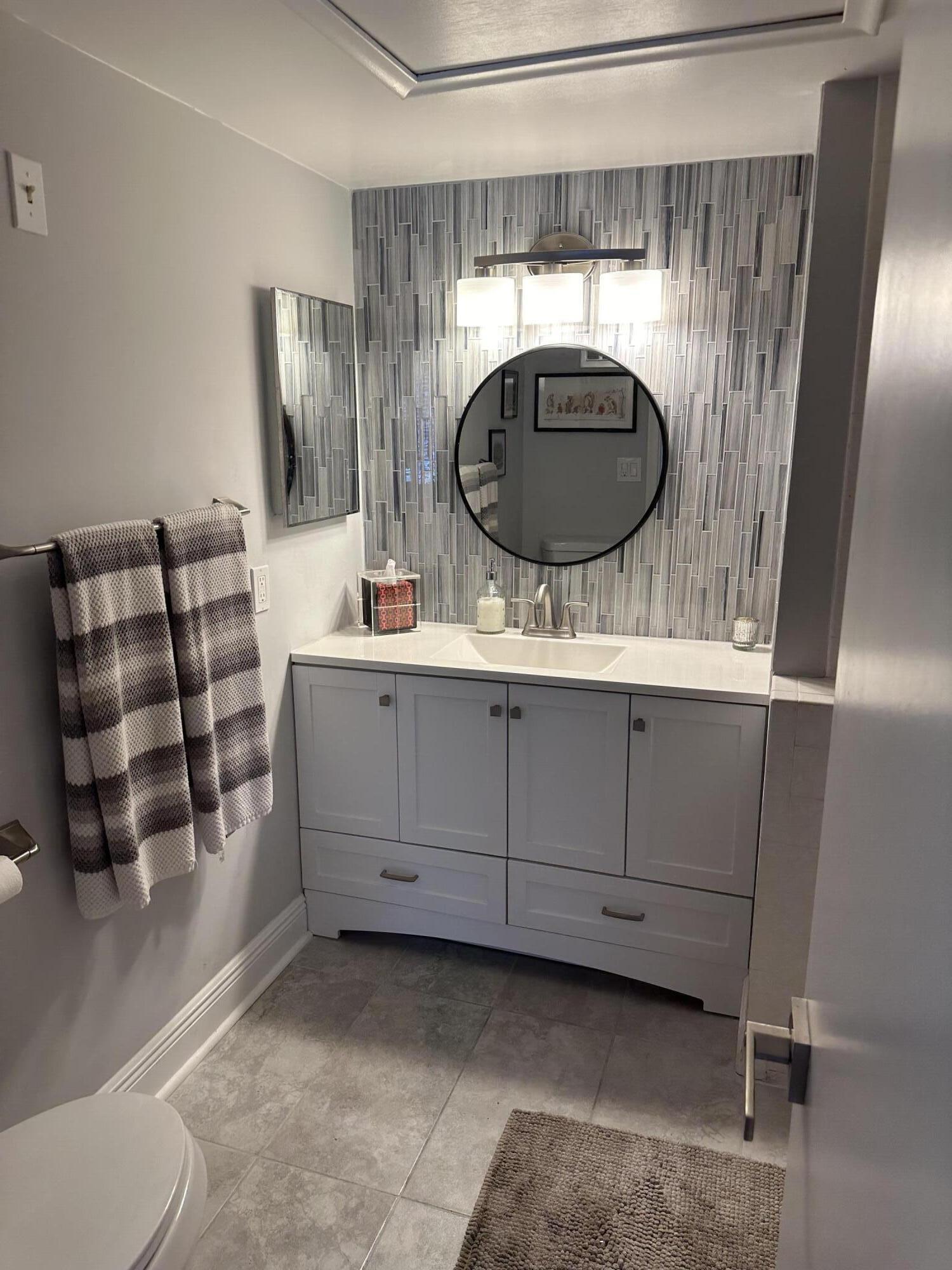 MANOR GROVE VILLAGE TWO CONDO - Residential