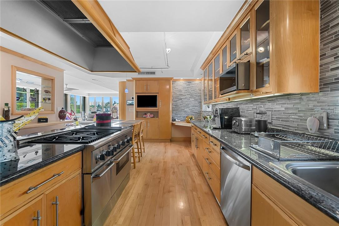 Hollywood Lakes Sec 1-32 - Residential