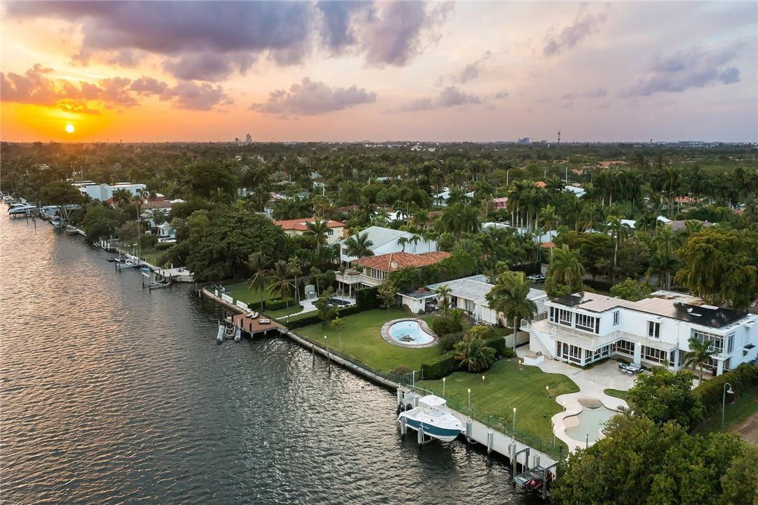 Hollywood Lakes Sec 1-32 - Residential