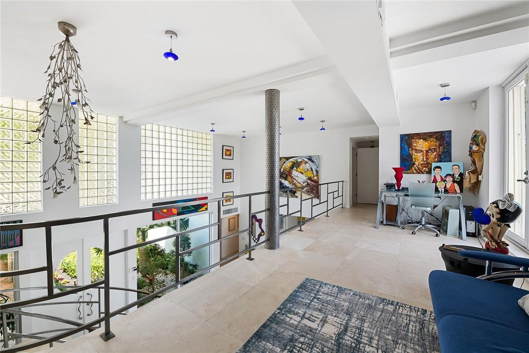 Hollywood Lakes Sec 1-32 - Residential