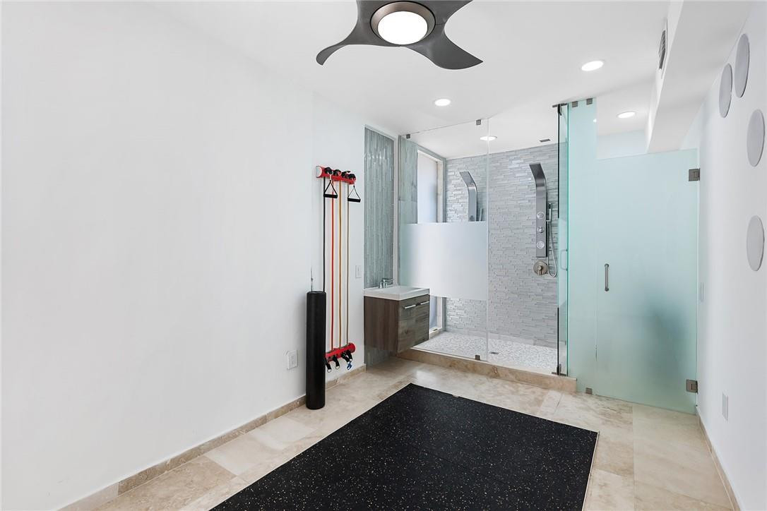 Hollywood Lakes Sec 1-32 - Residential
