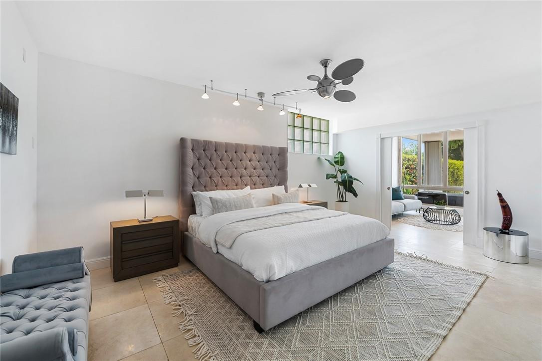 Hollywood Lakes Sec 1-32 - Residential