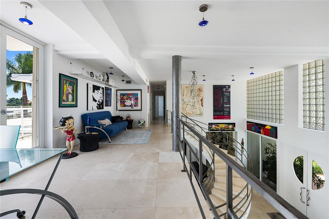 Hollywood Lakes Sec 1-32 - Residential