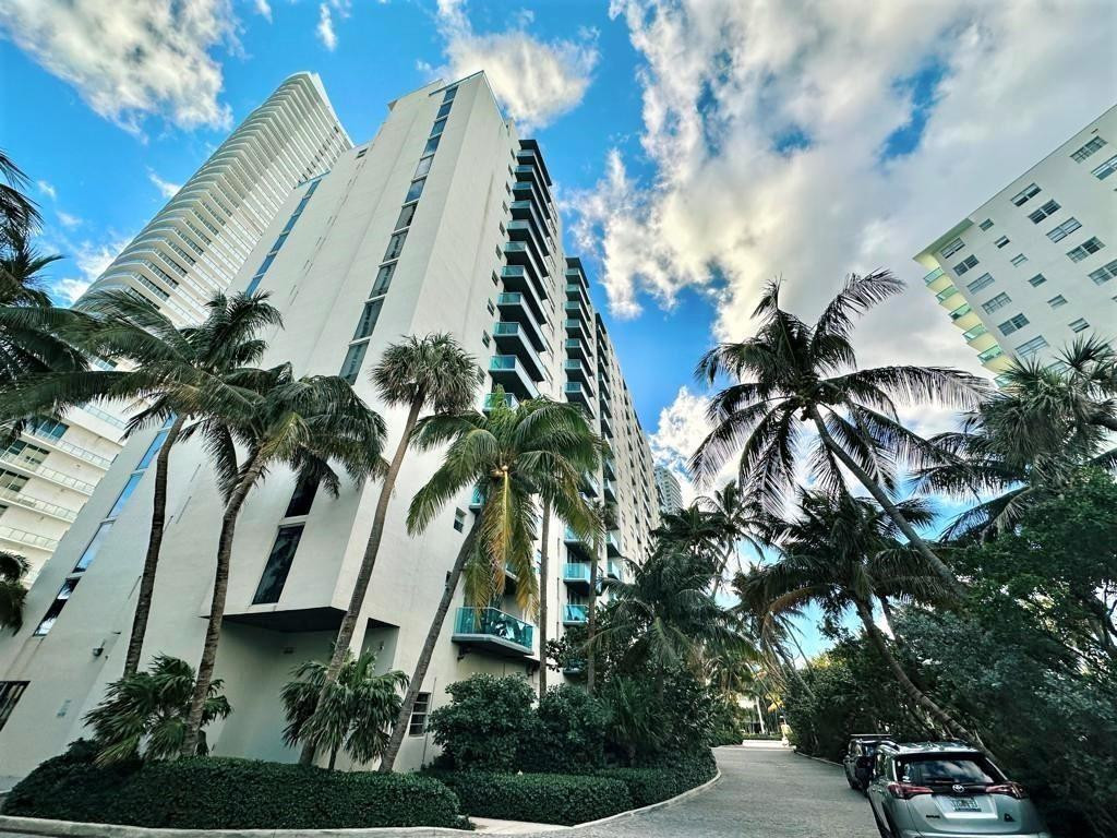 SIAN OCEAN RESIDENCES CONDO - Residential