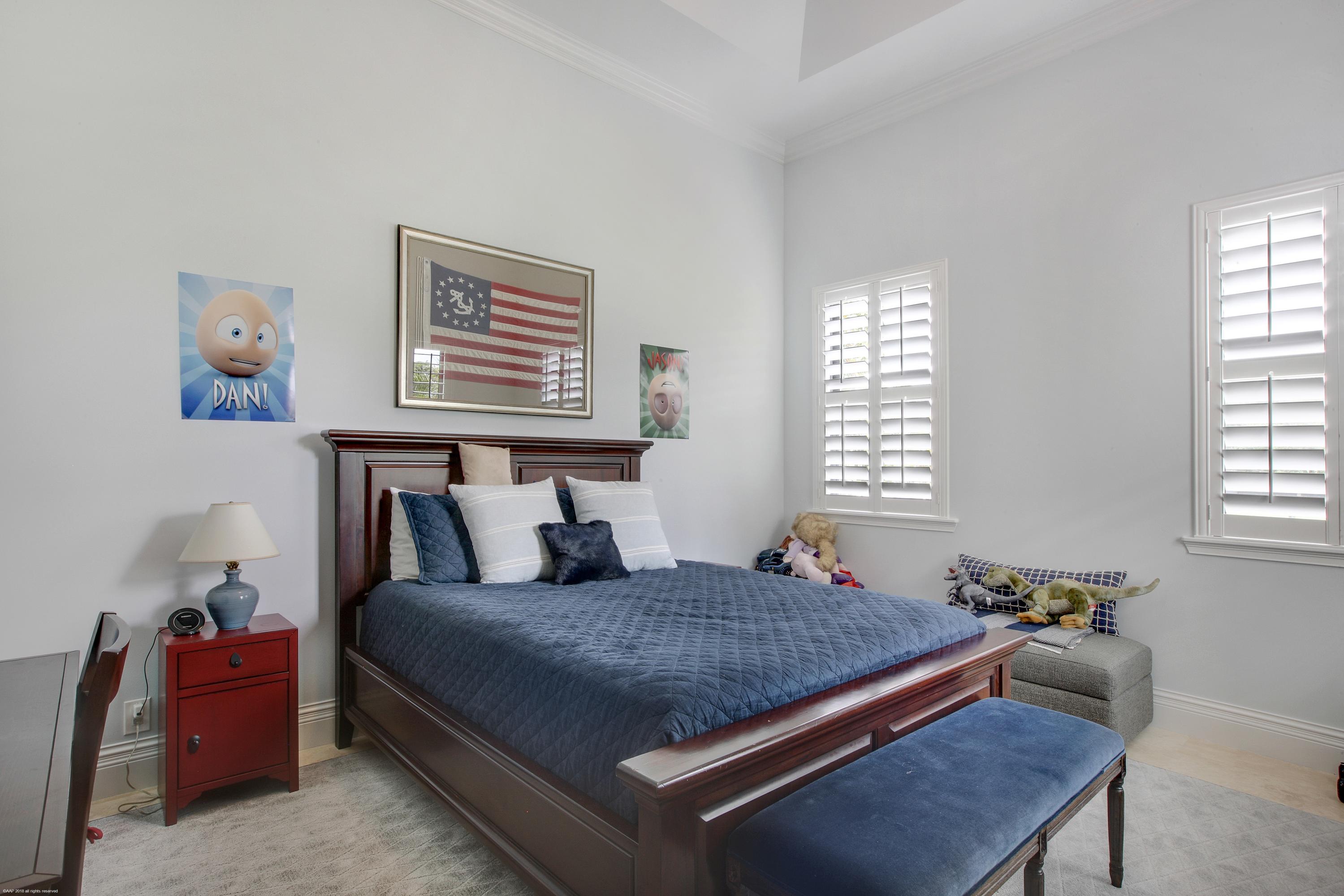 PALM BEACH POINT - Residential
