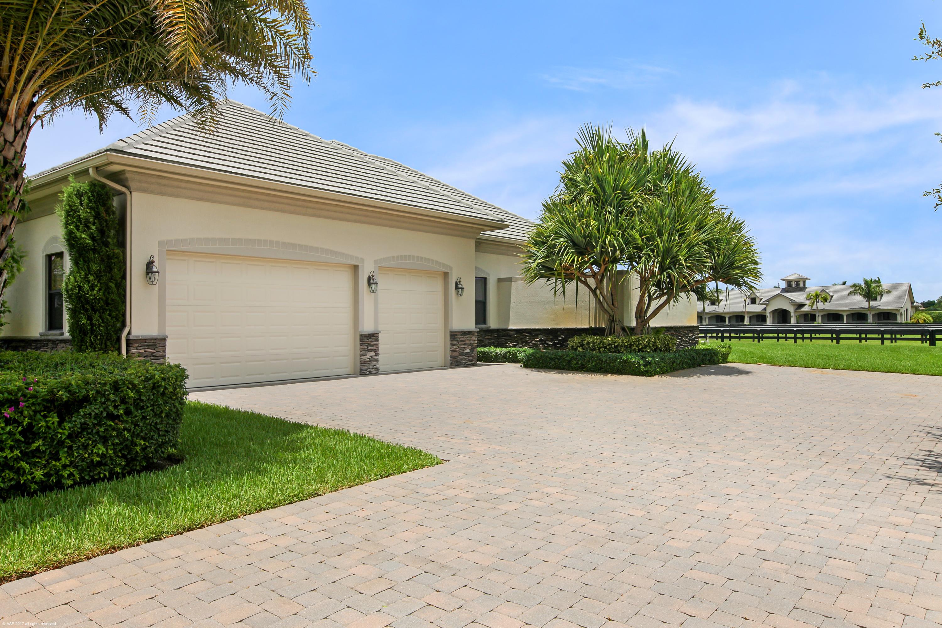 PALM BEACH POINT - Residential