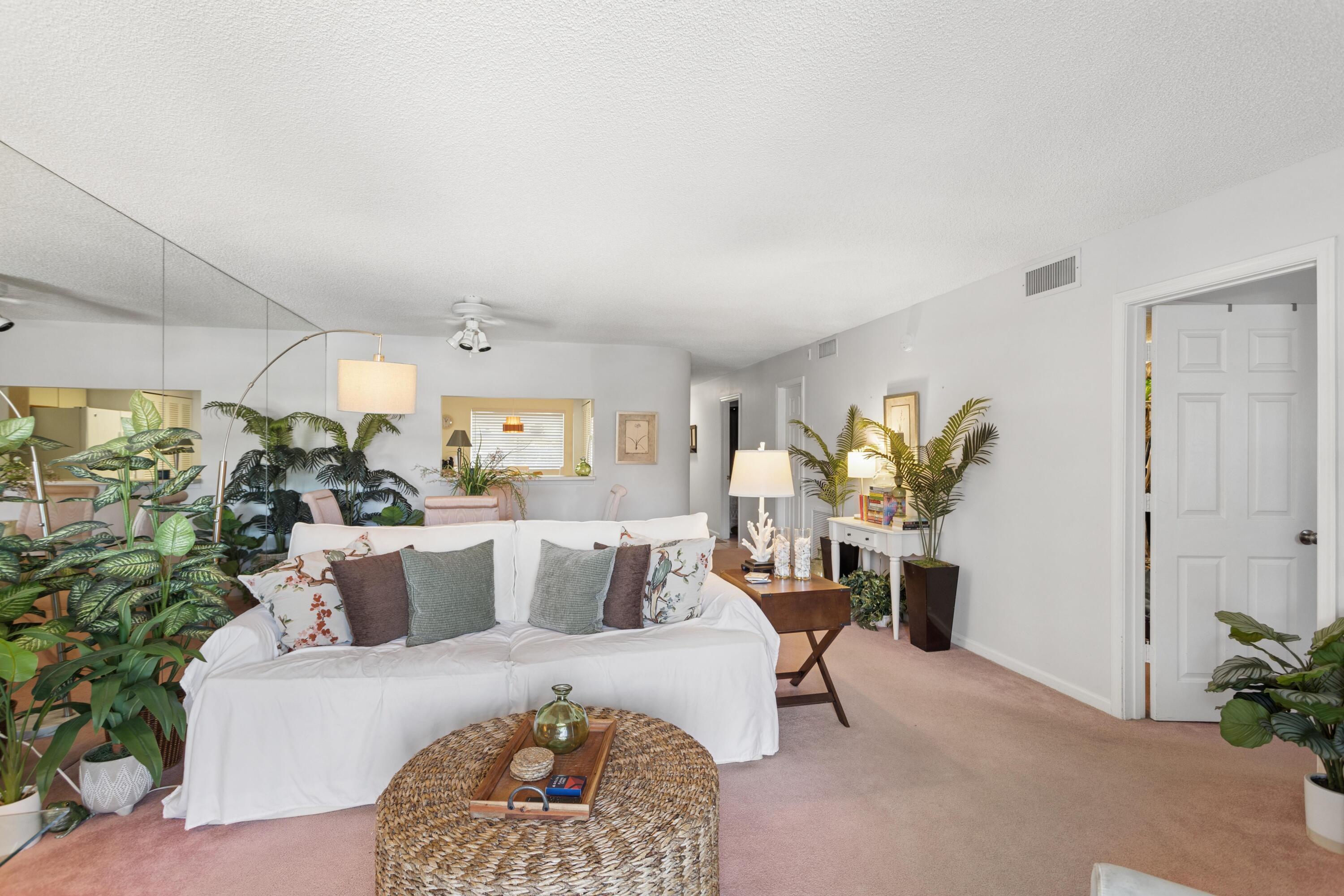 DEVON HOUSE CONDO - Residential
