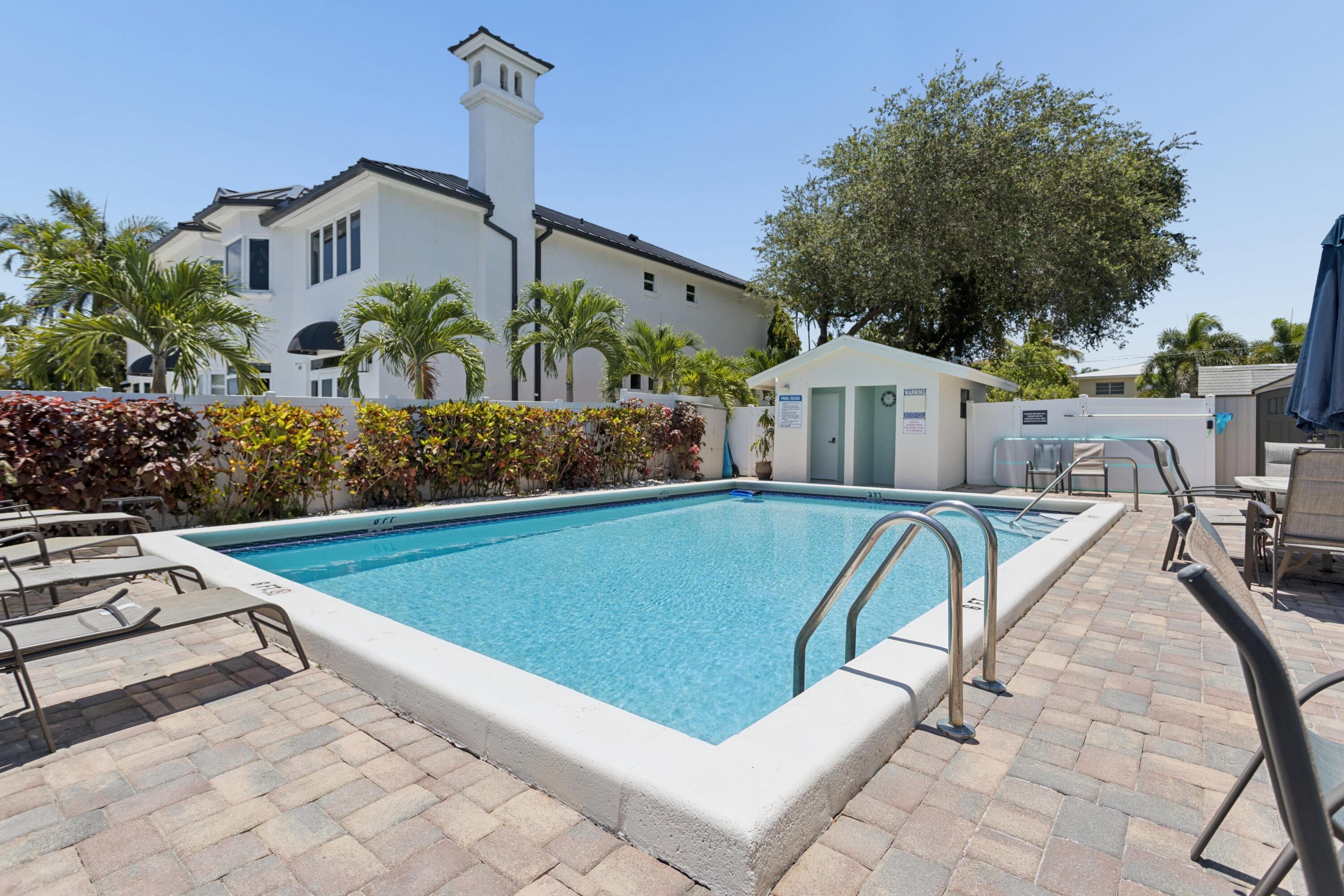 DEVON HOUSE CONDO - Residential