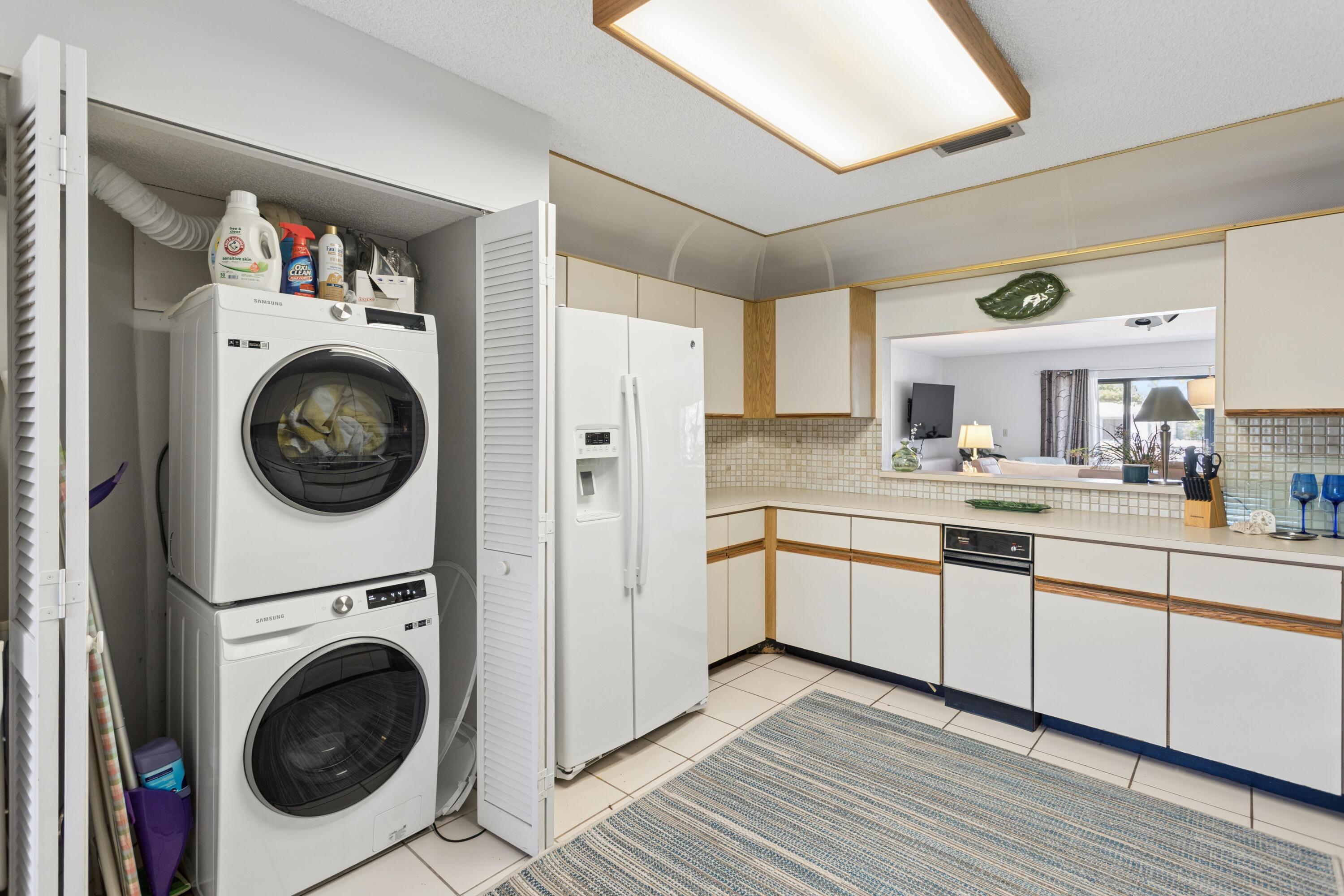 DEVON HOUSE CONDO - Residential