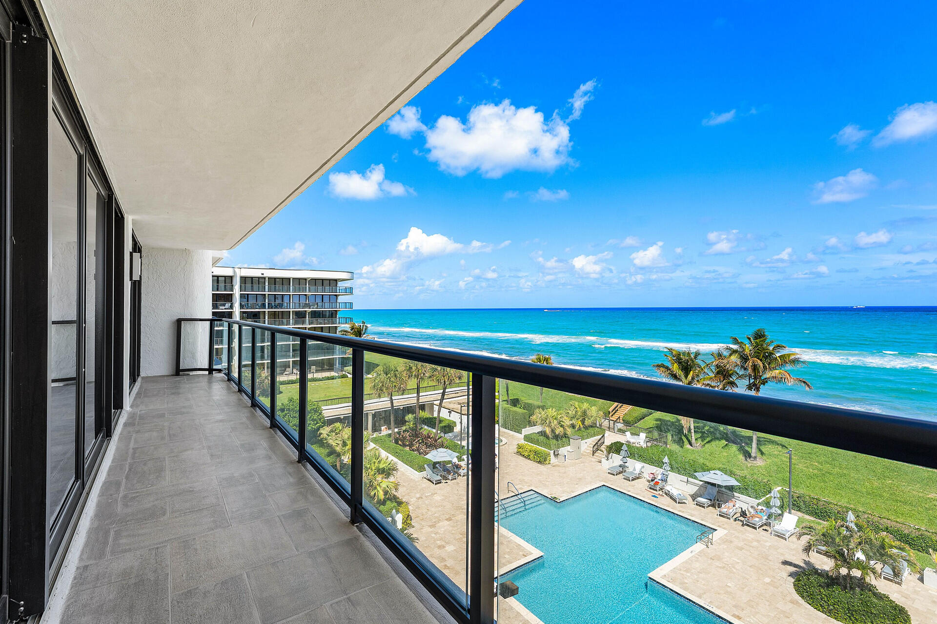 HALCYON OF PALM BEACH - Residential