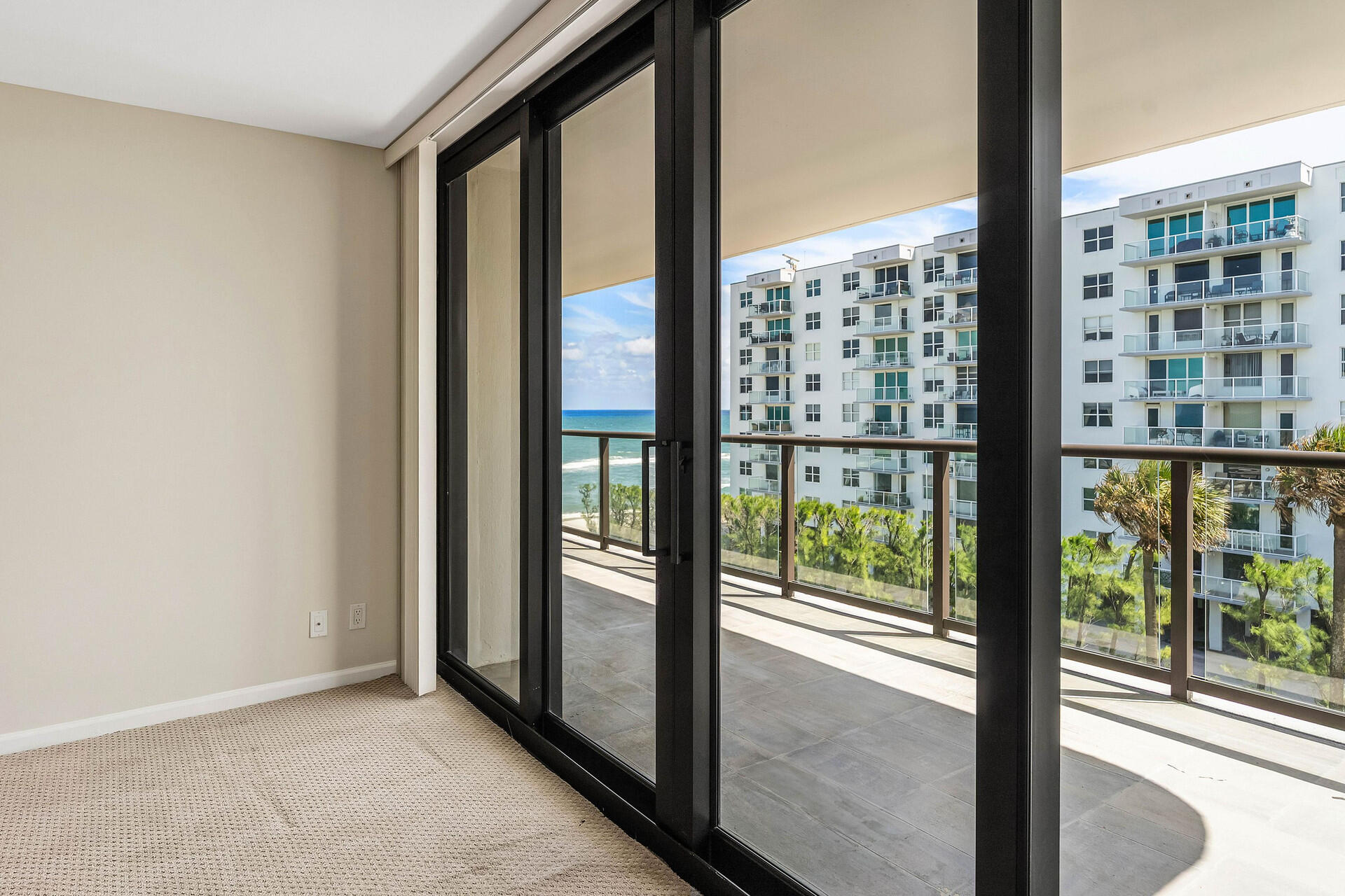 HALCYON OF PALM BEACH - Residential