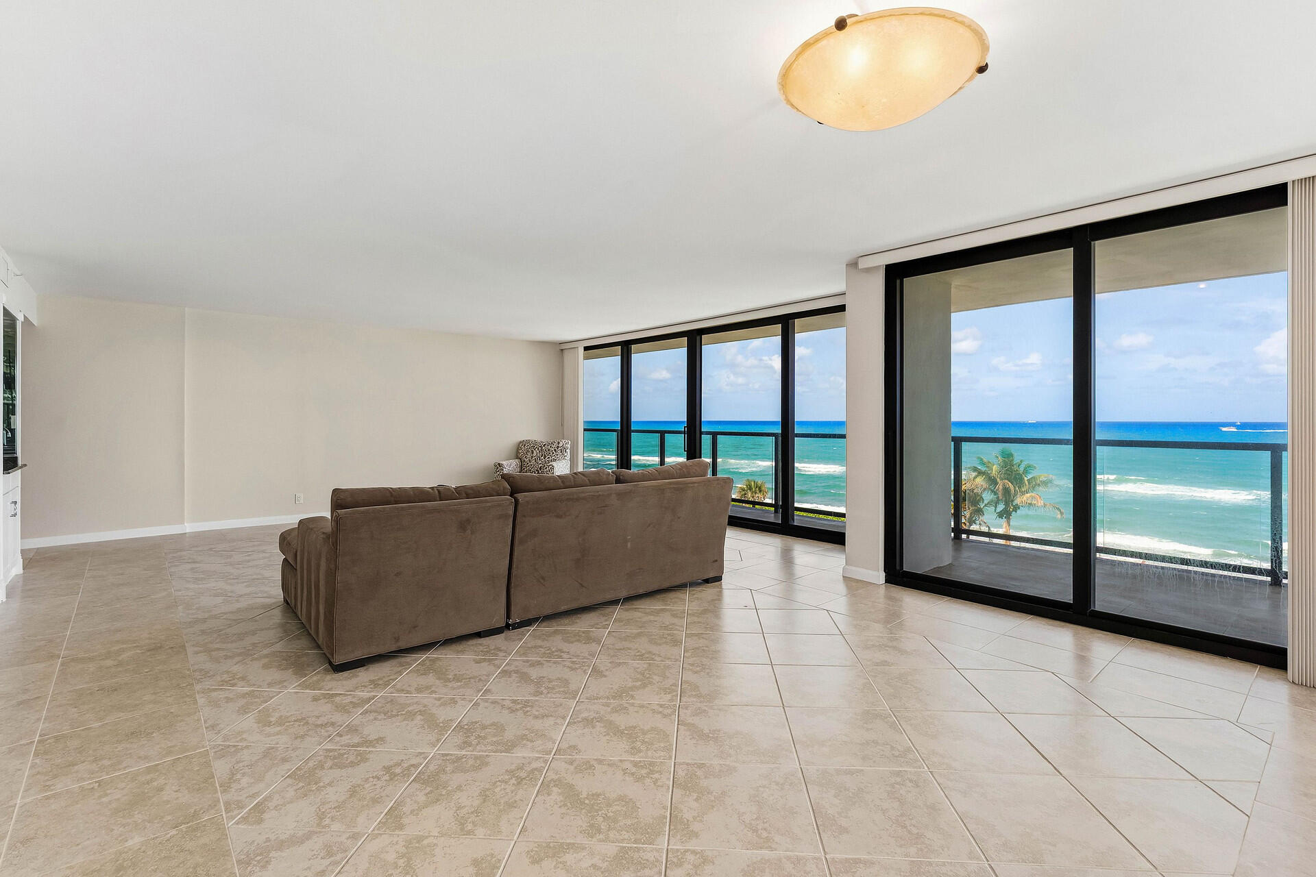 HALCYON OF PALM BEACH - Residential