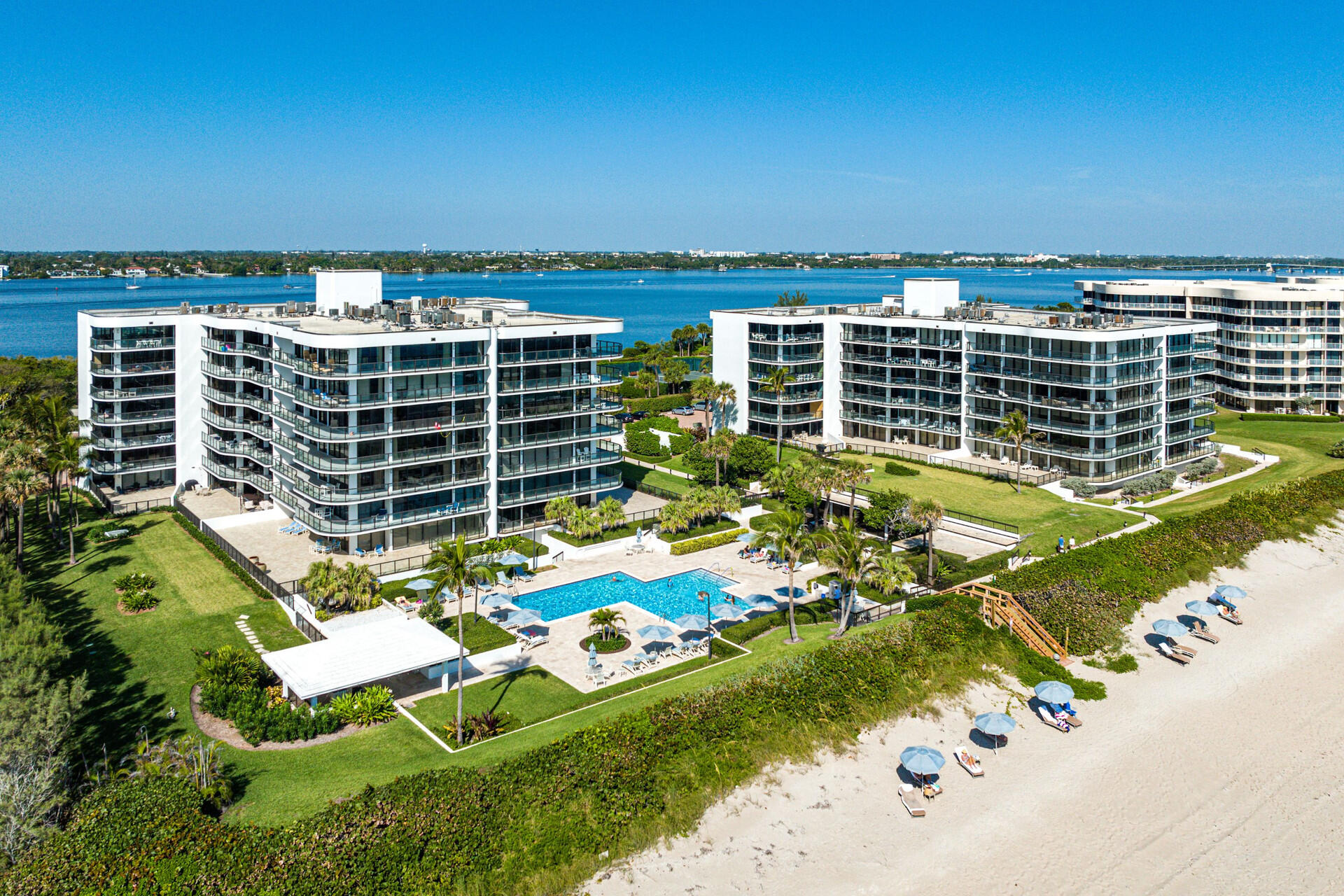 HALCYON OF PALM BEACH - Residential