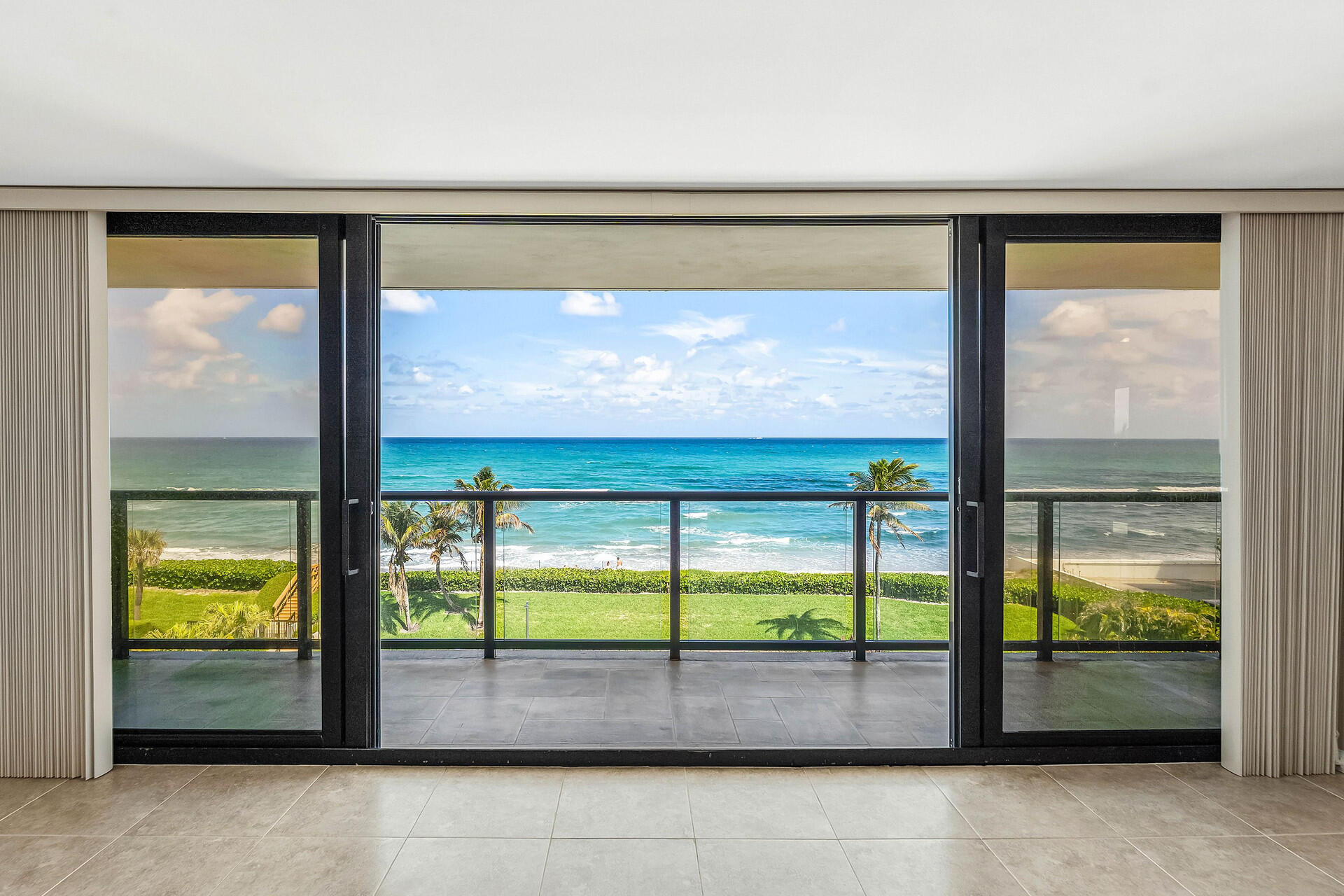 HALCYON OF PALM BEACH - Residential