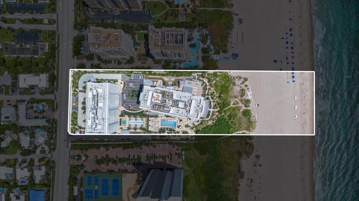 Amrit Ocean - Residential