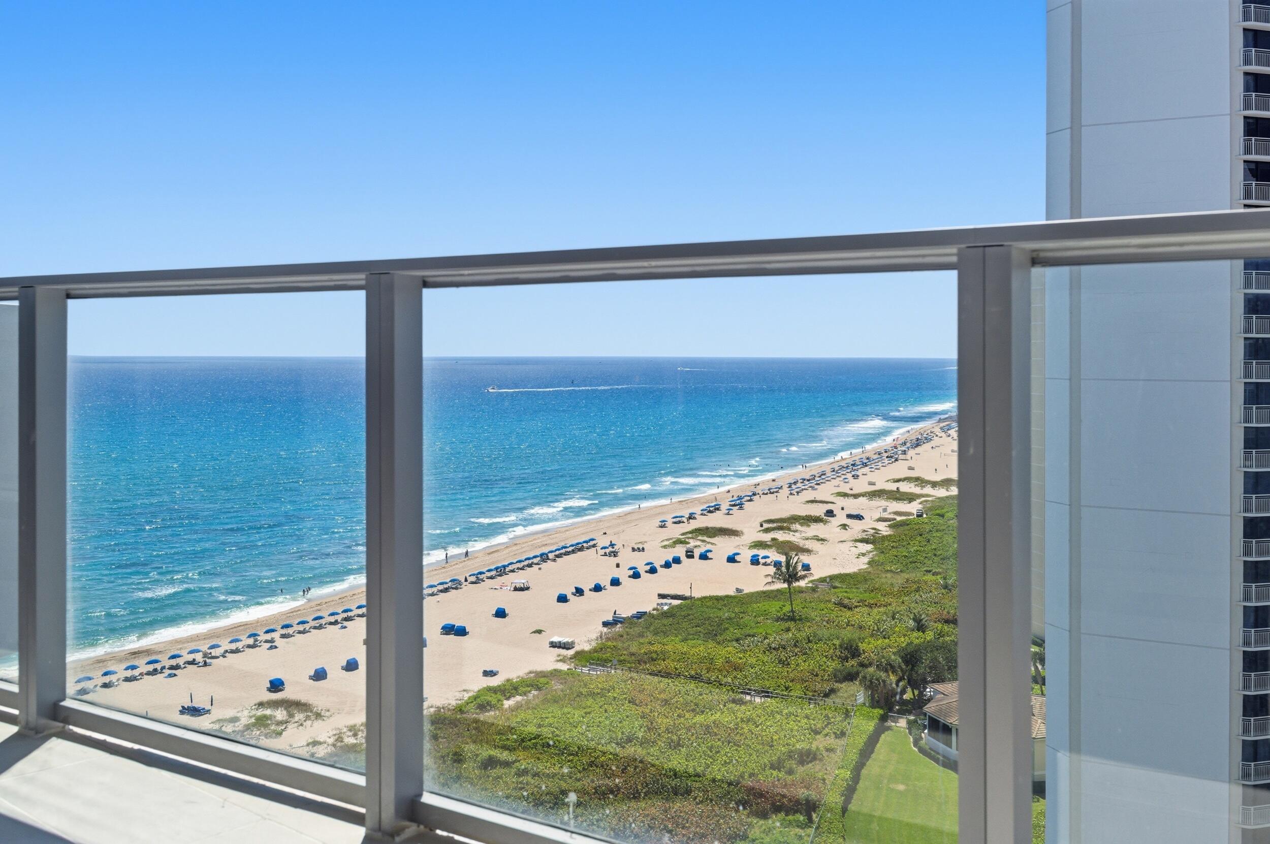 Amrit Ocean - Residential