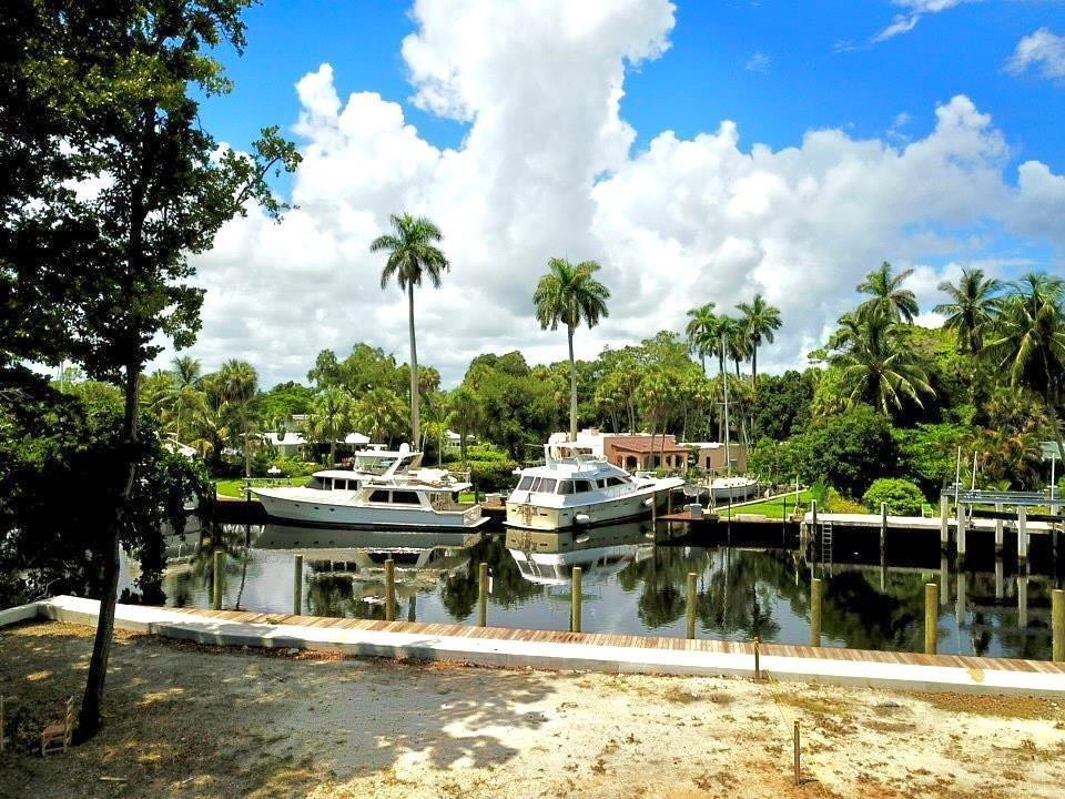 RIVER HIGHLANDS - Land