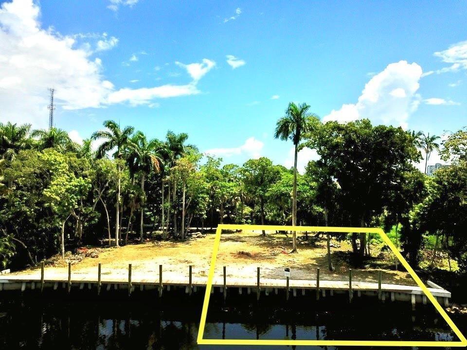 RIVER HIGHLANDS - Land