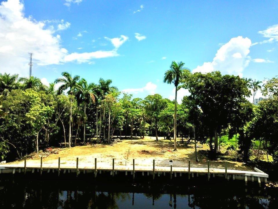 RIVER HIGHLANDS - Land