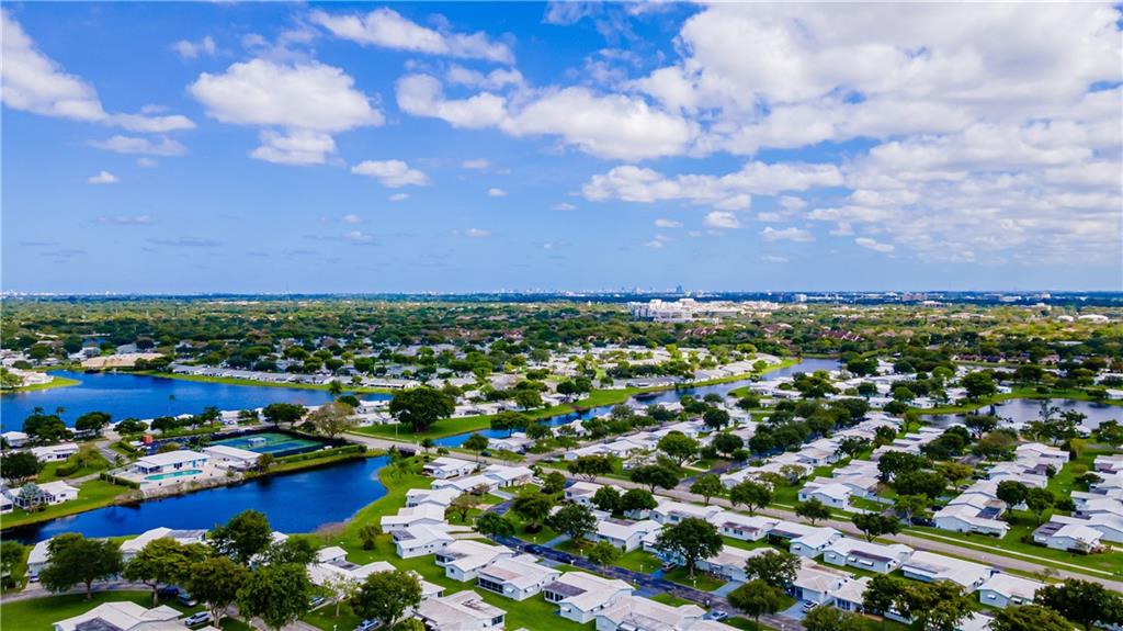 Lauderdale West - Residential