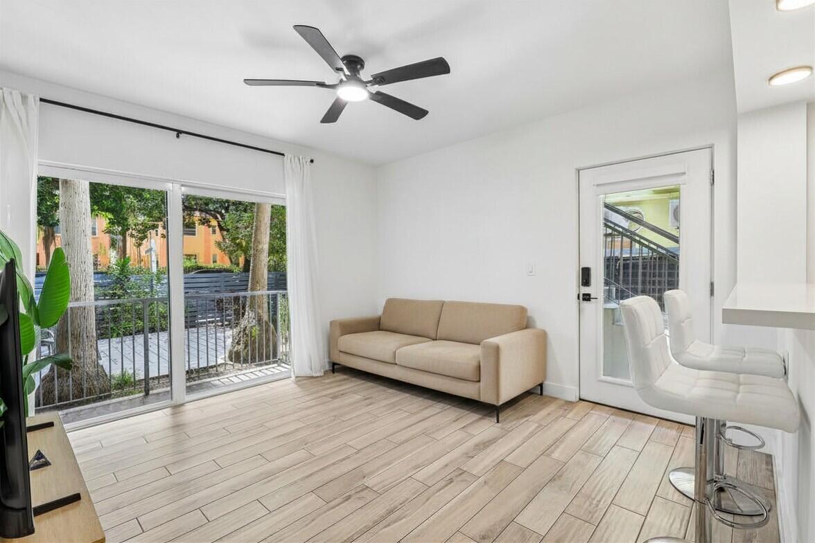 740 MERIDIAN CONDO - Residential