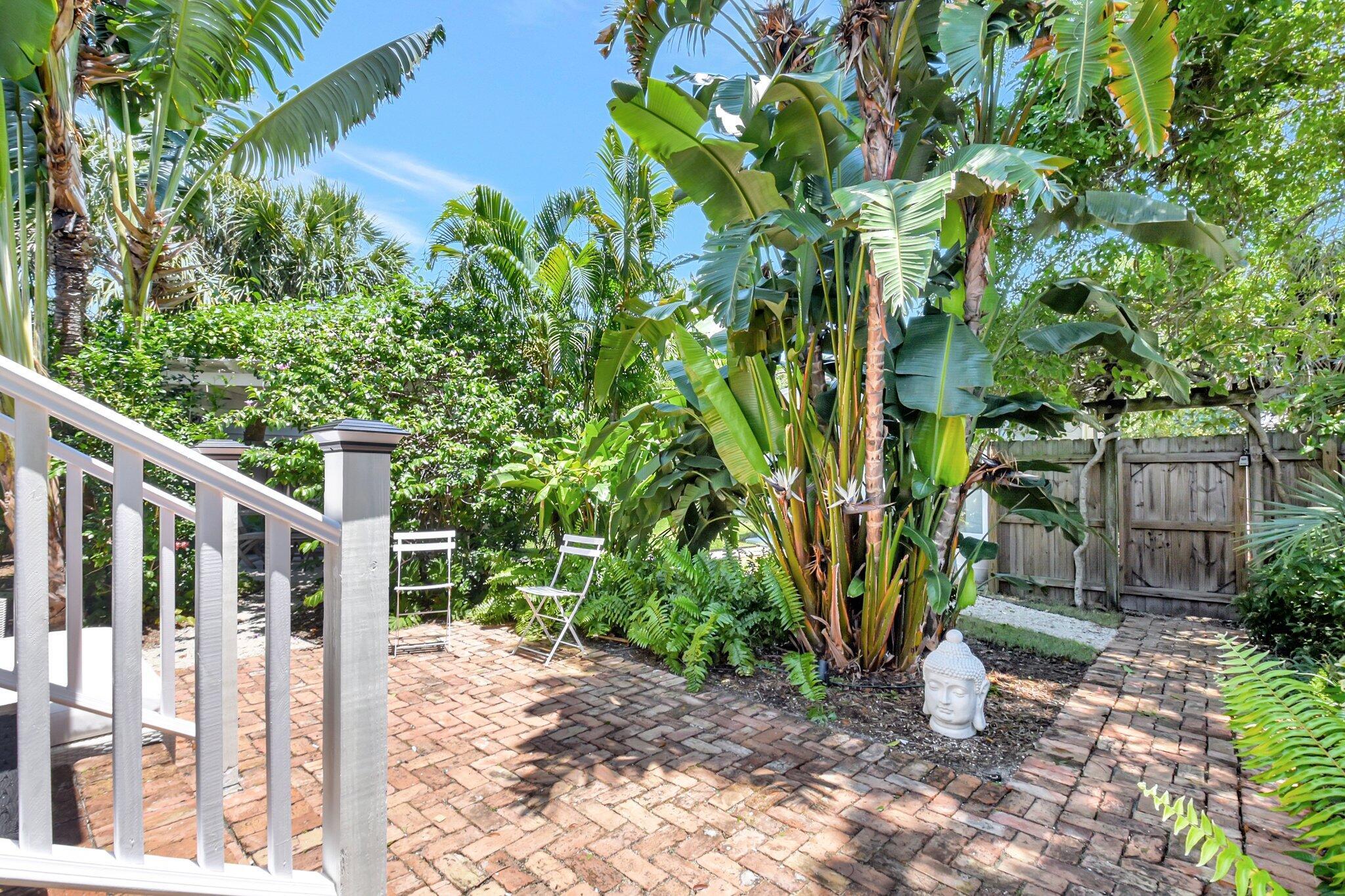 LAKE WORTH BEACH - Residential Lease