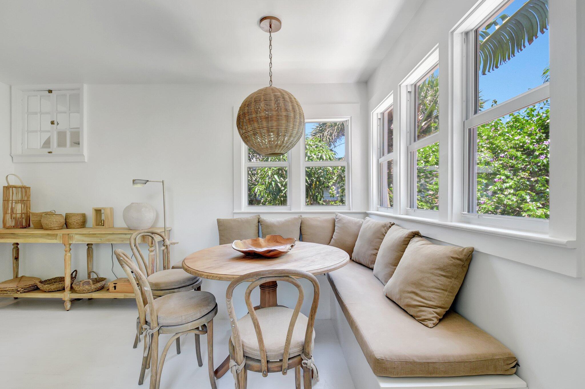 LAKE WORTH BEACH - Residential Lease