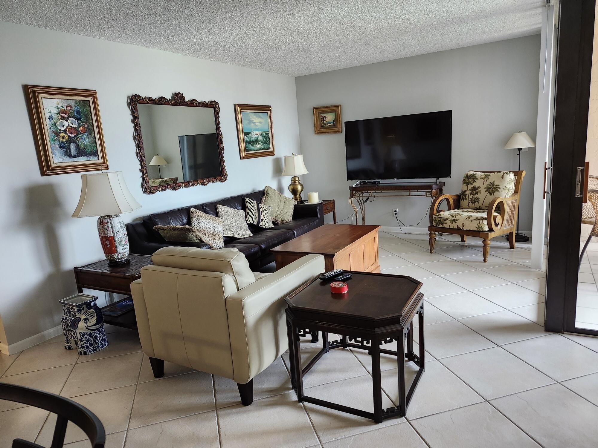 LAVERS DELRAY RACQUET CLUB CONDO - Residential Lease