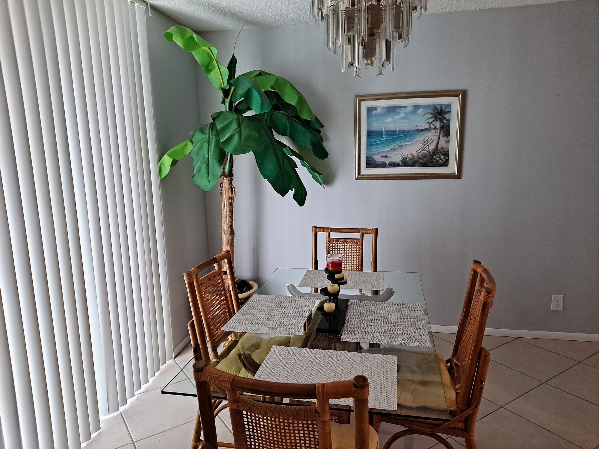 LAVERS DELRAY RACQUET CLUB CONDO - Residential Lease