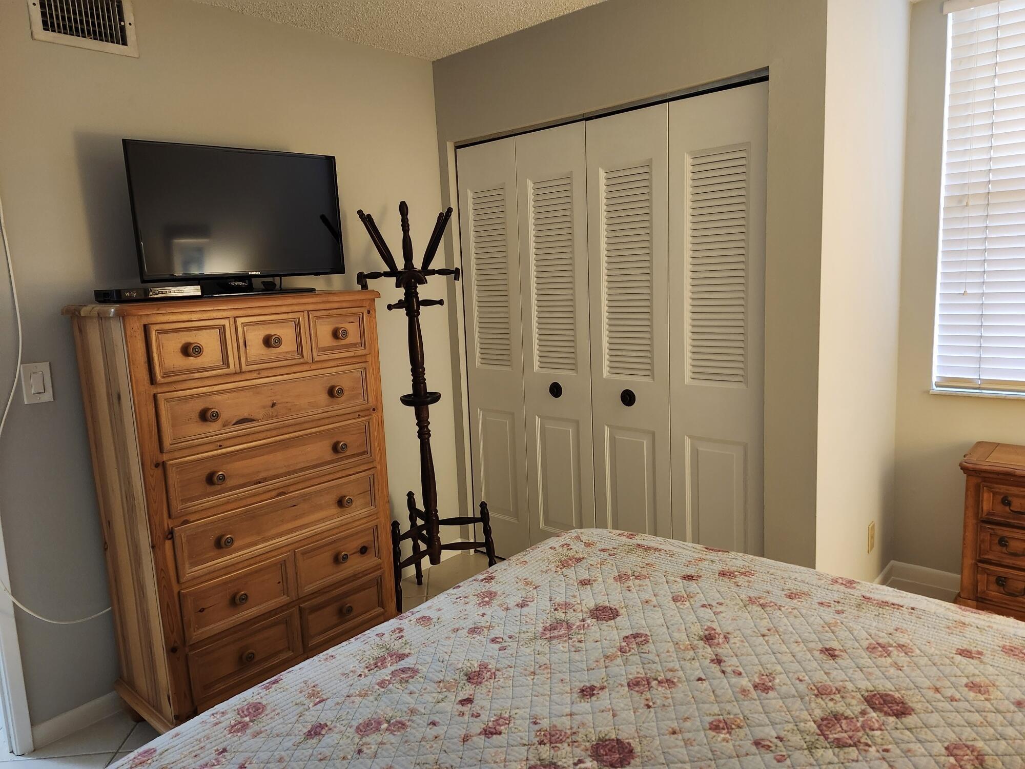 LAVERS DELRAY RACQUET CLUB CONDO - Residential Lease