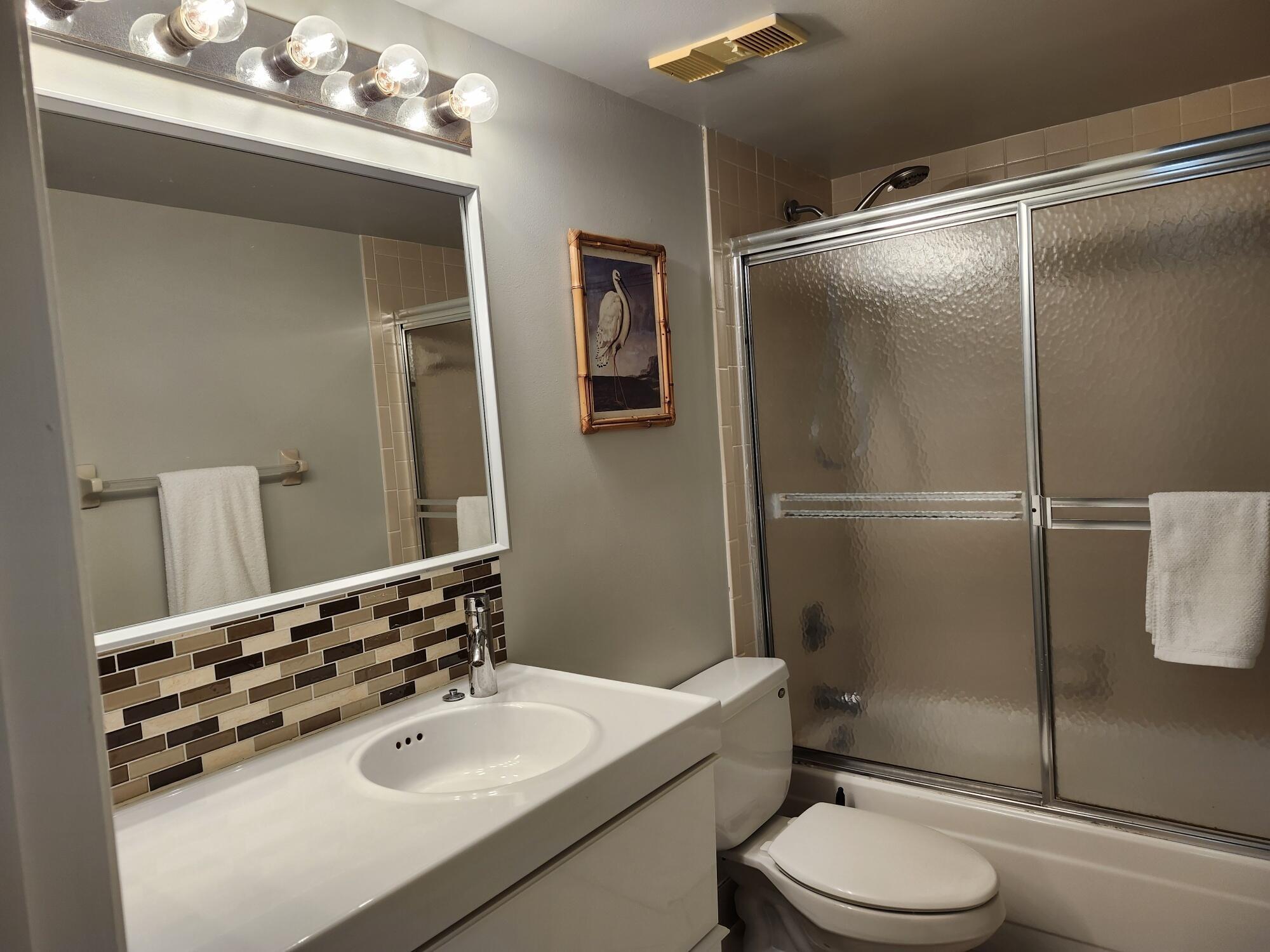LAVERS DELRAY RACQUET CLUB CONDO - Residential Lease