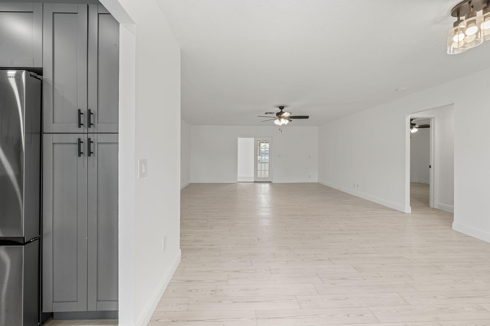 PALM BEACH COLONY SEC 2 - Residential Lease