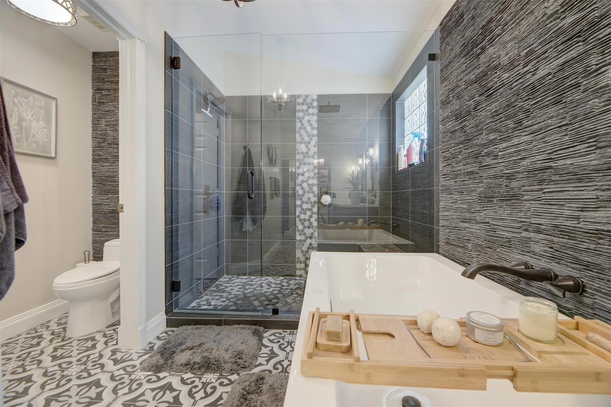 WEST LAKE VILLAGE PLAT - Residential Lease