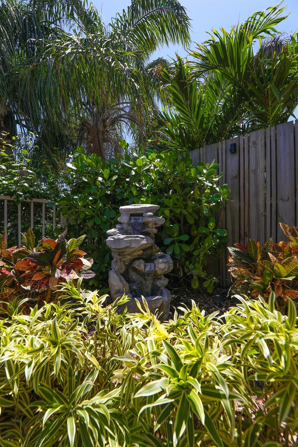 WEST LAKE VILLAGE PLAT - Residential Lease