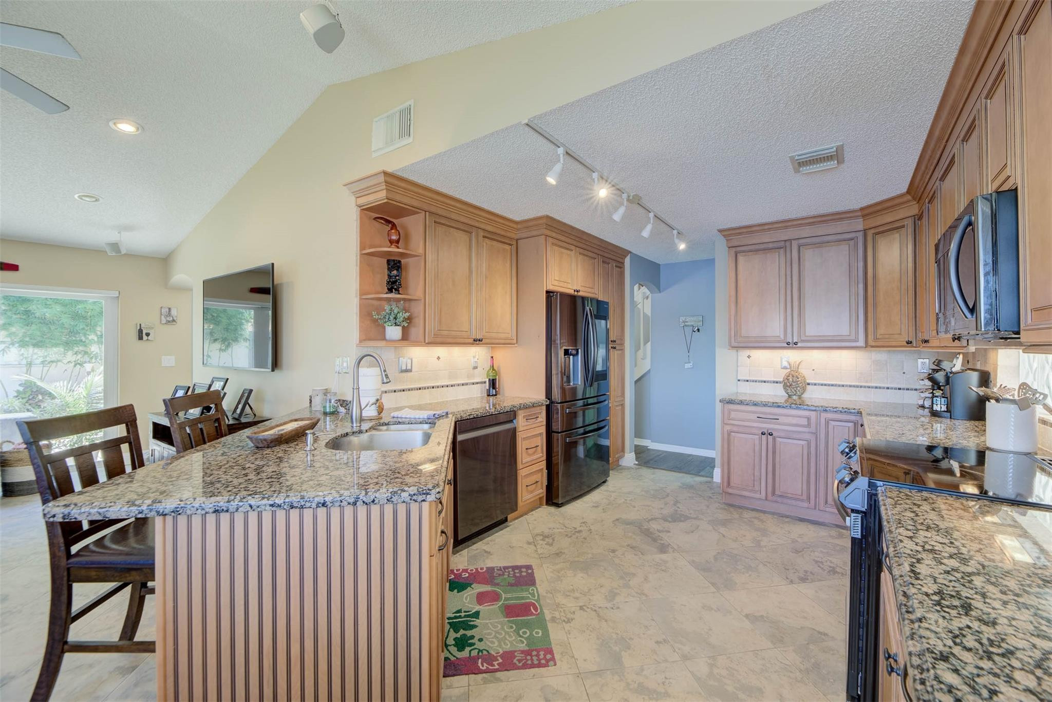 WEST LAKE VILLAGE PLAT - Residential Lease