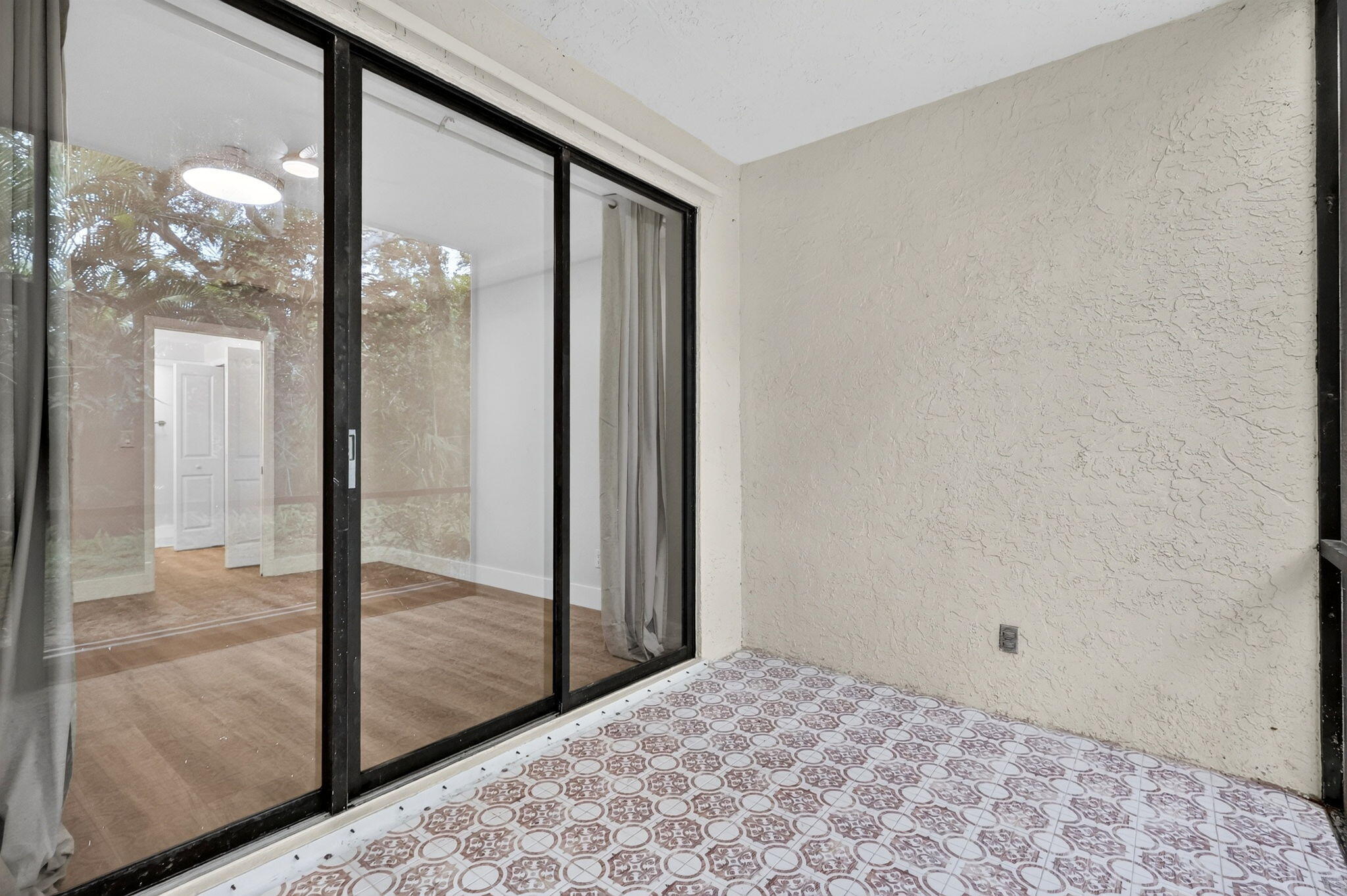 SEASCAPE I CONDO - Residential