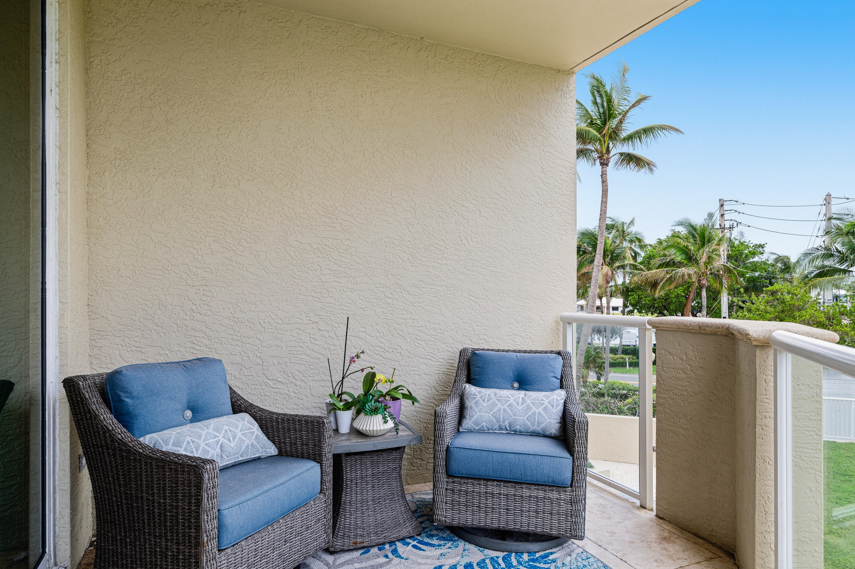 OCEAN GRANDE BEACH & MARINA - Residential