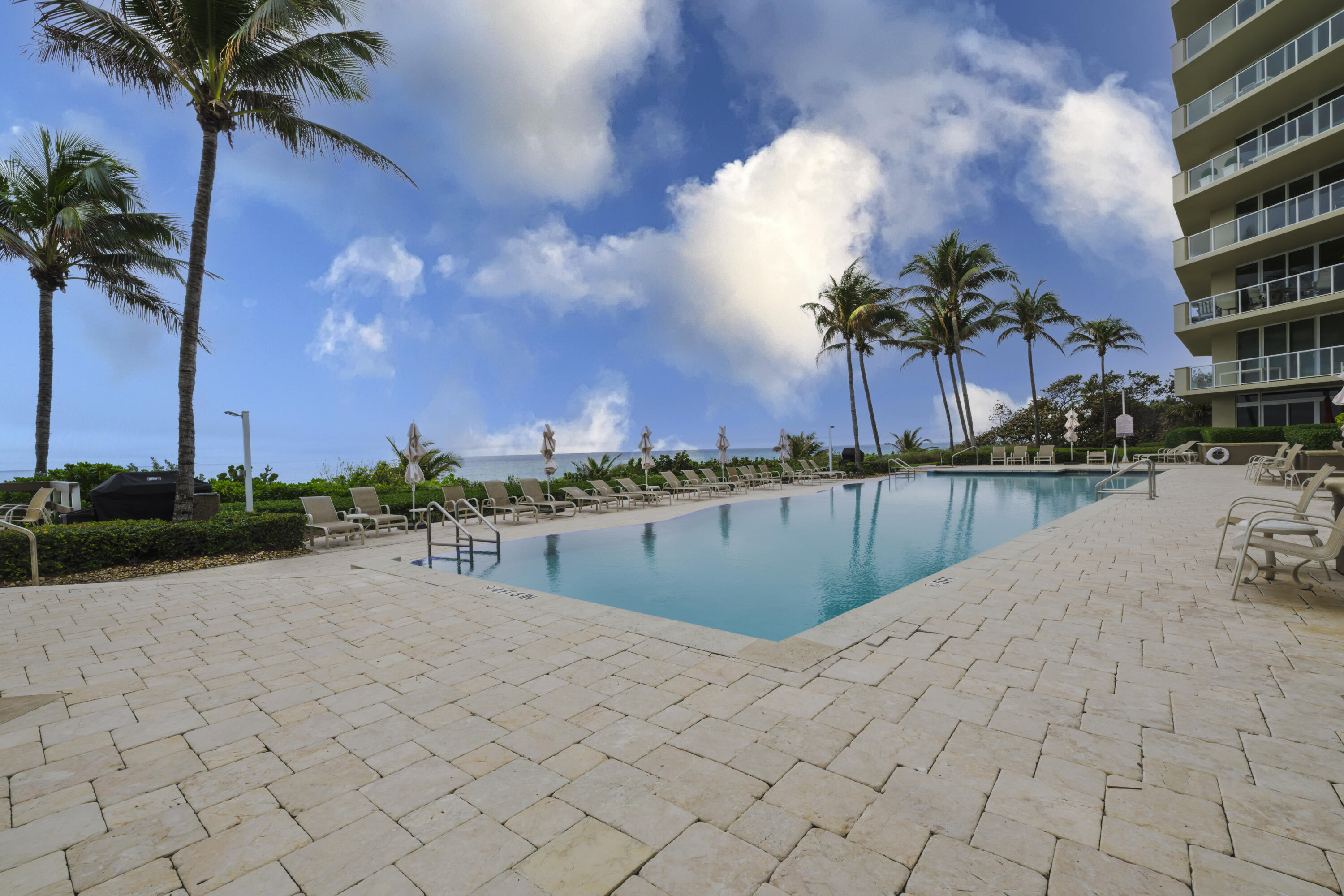 OCEAN GRANDE BEACH & MARINA - Residential
