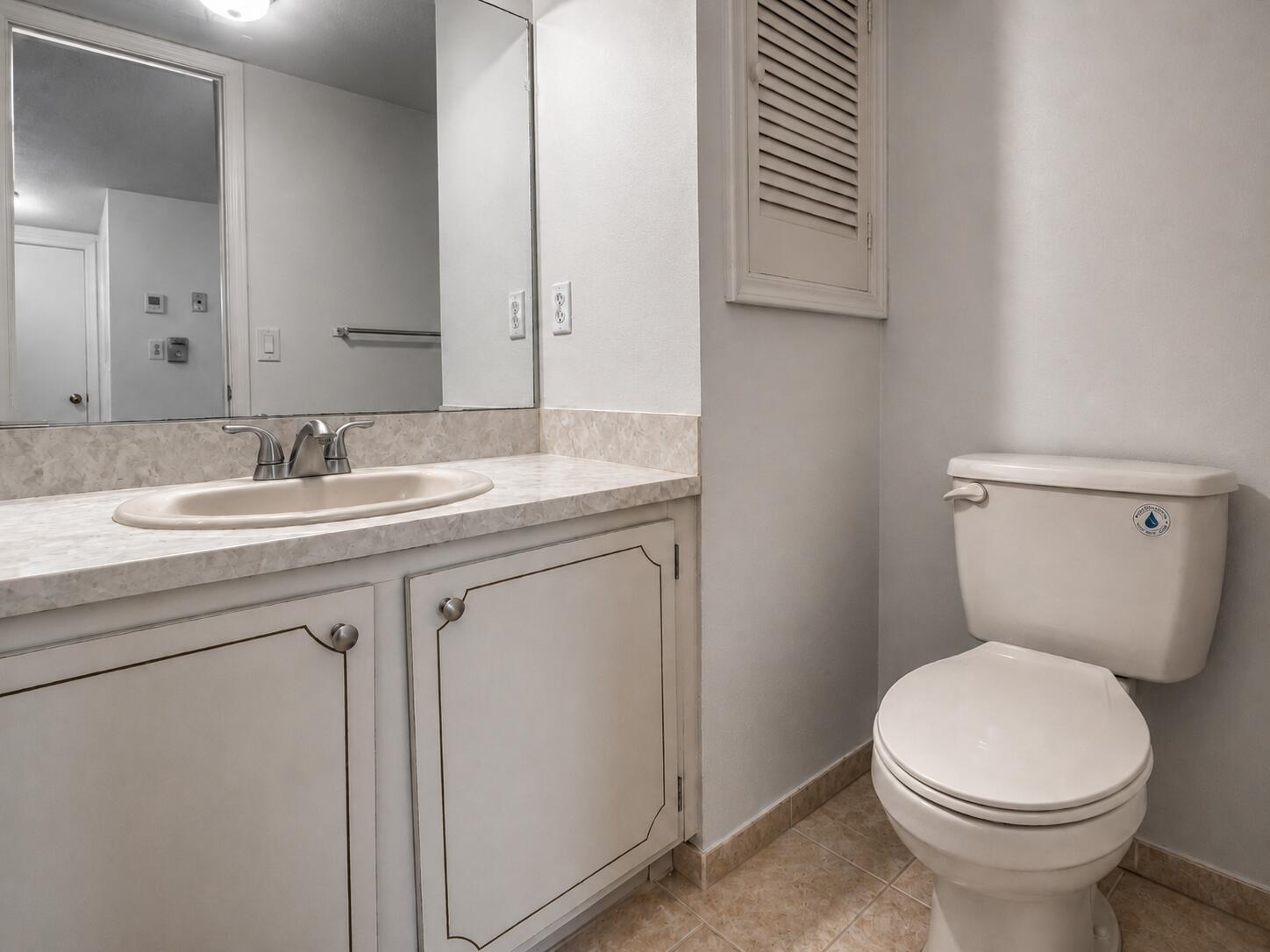 HOLLYBROOK GOLF AND - Residential