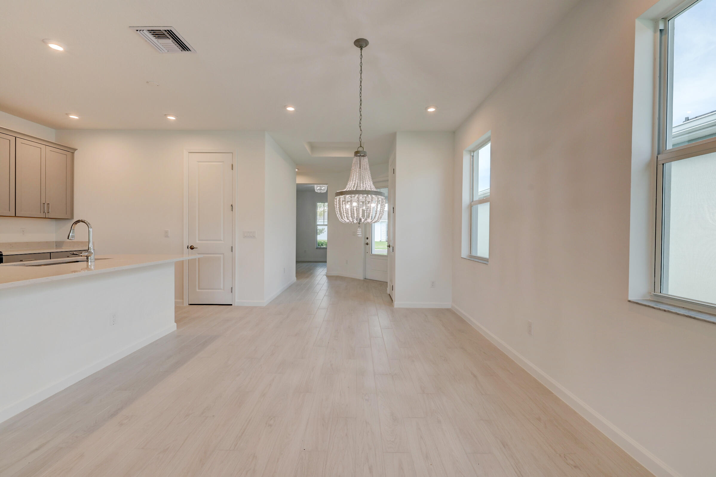EMERY II - Residential Lease