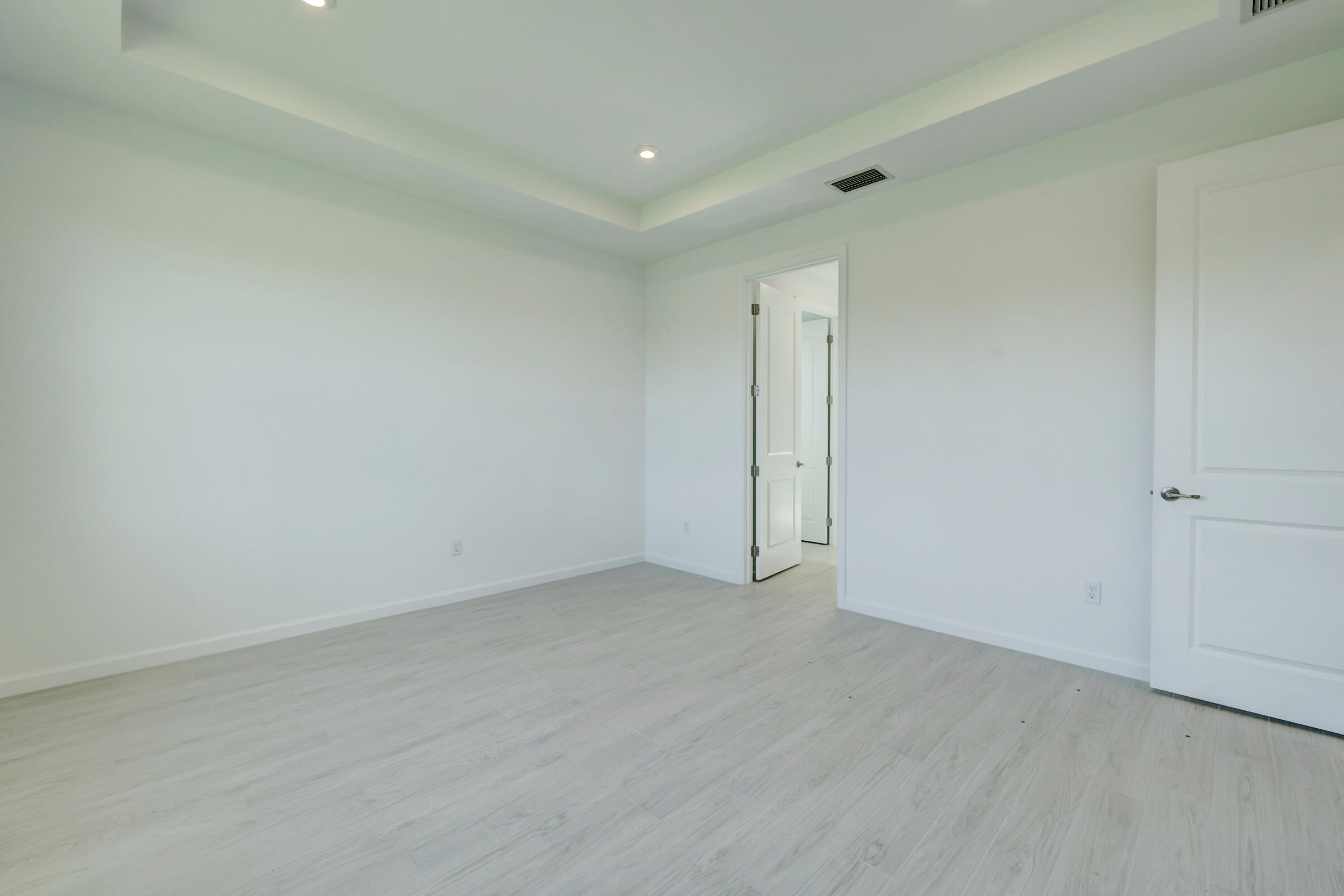 EMERY II - Residential Lease
