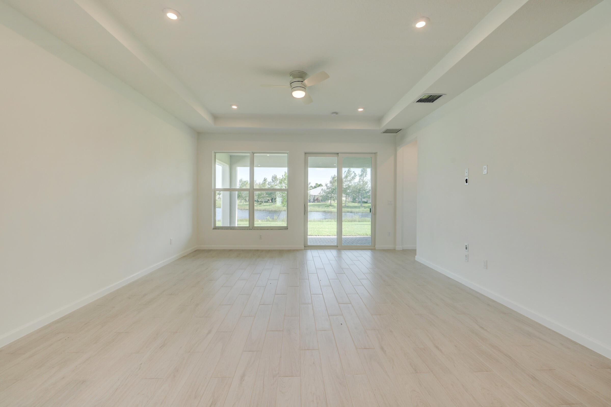 EMERY II - Residential Lease