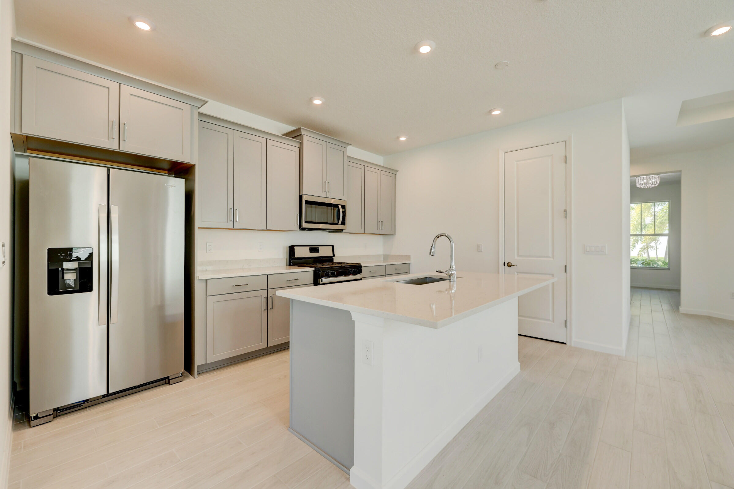 EMERY II - Residential Lease