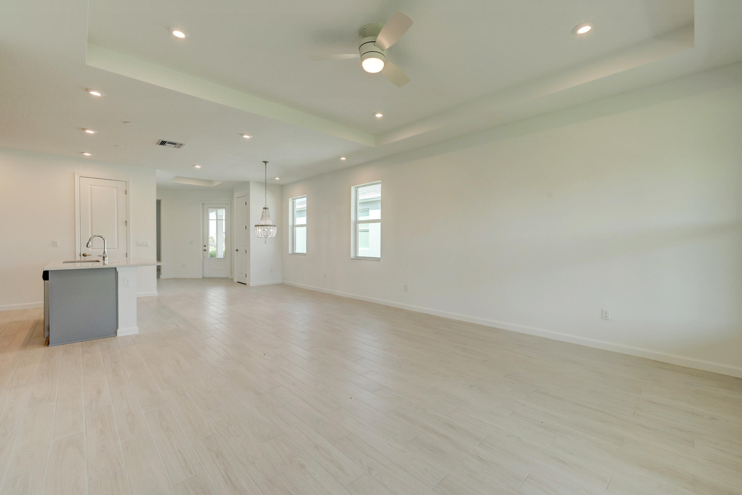 EMERY II - Residential Lease