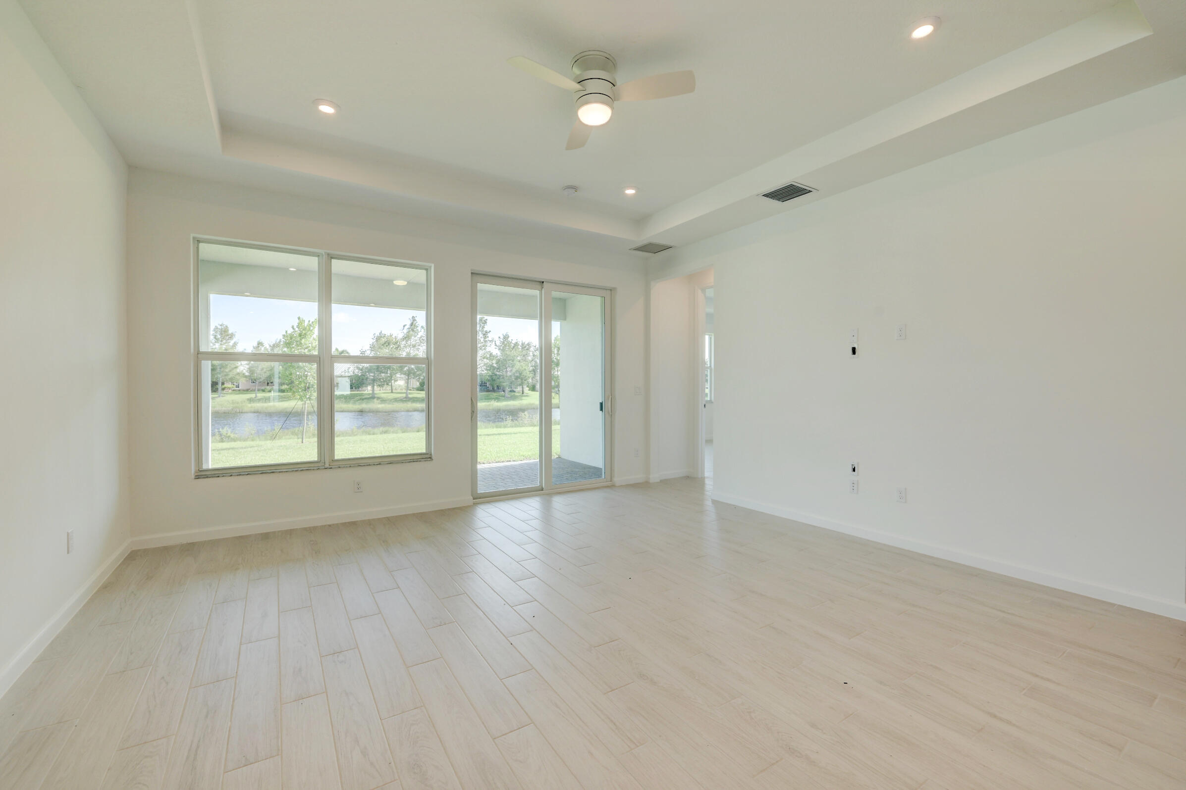 EMERY II - Residential Lease