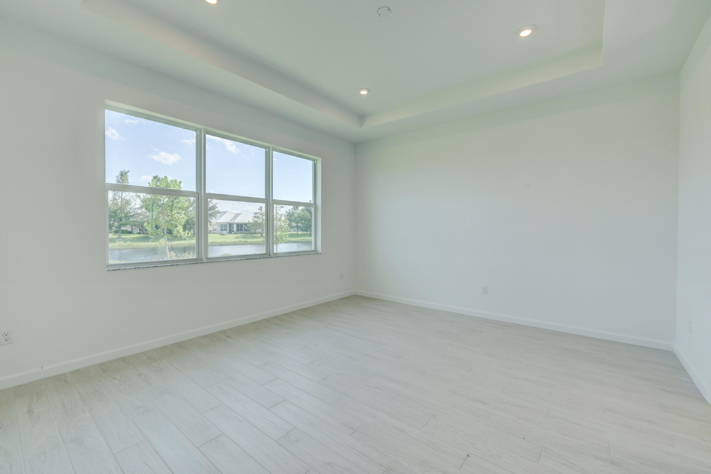 EMERY II - Residential Lease